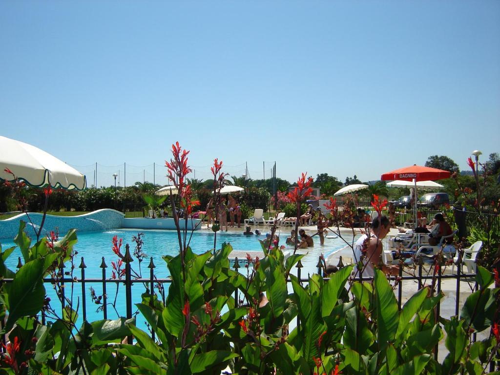 Elena Club Resort ซิลวี มารีน่า ภายนอก รูปภาพ